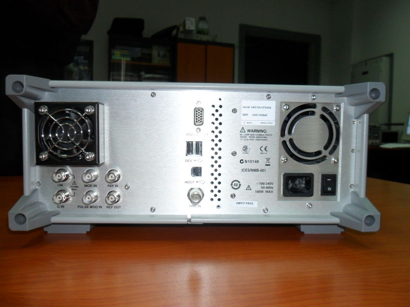 Файл:20111103 N9310A back.JPG